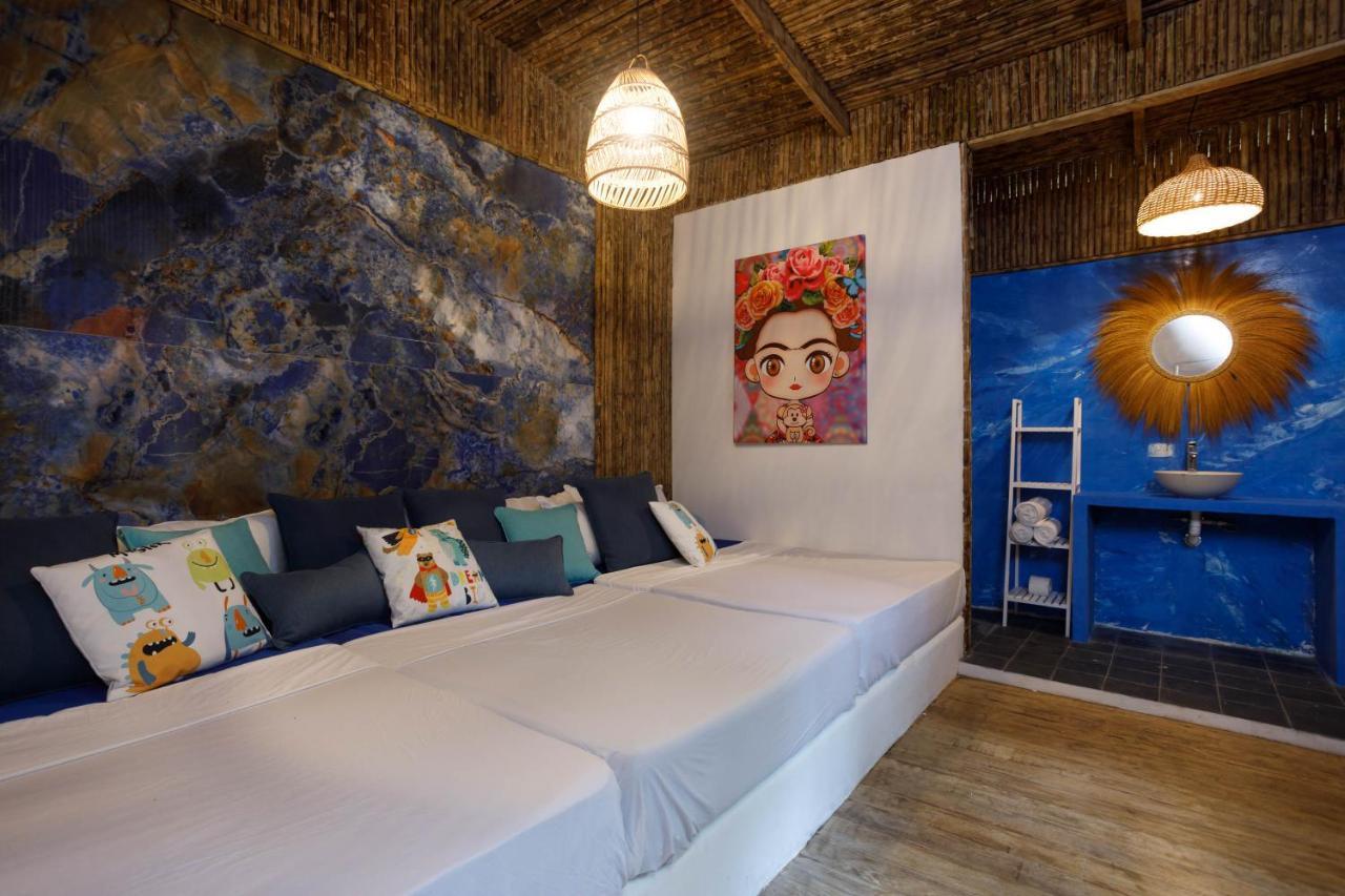 Gigi Brown Villa Frida Beachfront Puerto Viejo de Talamanca Екстериор снимка
